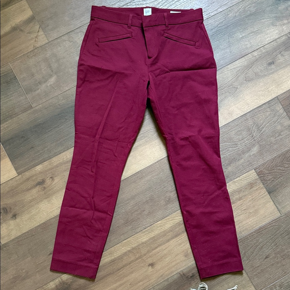 GAP Women's Burgundy pants